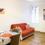 Elegante In Centro Storico - Vista Sul Corso Principale - Spazioso , Wifi Veloce, Posizione